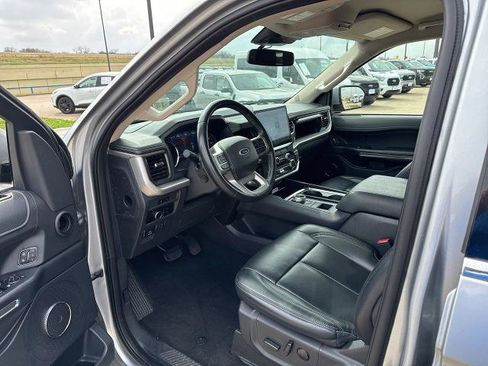 Certified 2024 Ford Expedition Max XLT image 20