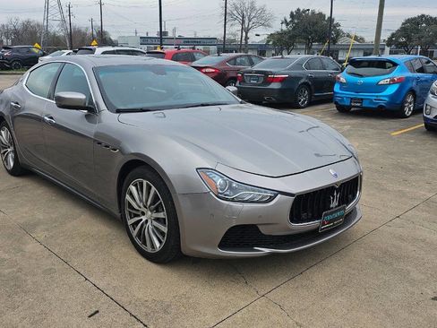 Used 2014 Maserati Ghibli RWD image 4