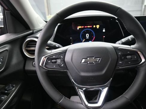 Used 2024 Chevrolet Trax ACTIV w/ Driver Confidence Package image 8