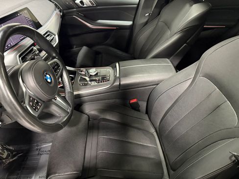 Used 2019 BMW X5 xDrive40i w/ M Sport Package AWD/4WD image 16