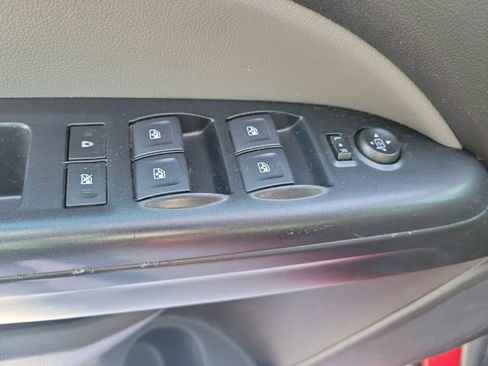 Used 2020 Chevrolet Colorado W/T w/ WT Convenience Package image 11