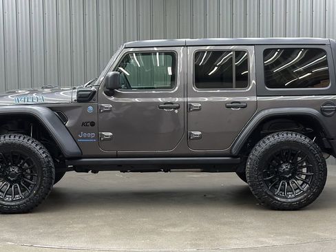 Used 2025 Jeep Wrangler Unlimited Sport S 4xe AWD/4WD image 2