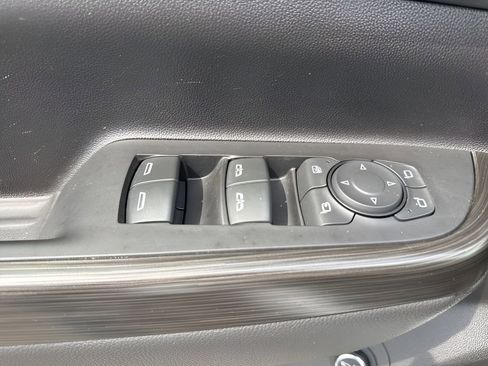 Used 2023 GMC Acadia SLT w/ Elevation Edition AWD/4WD image 29