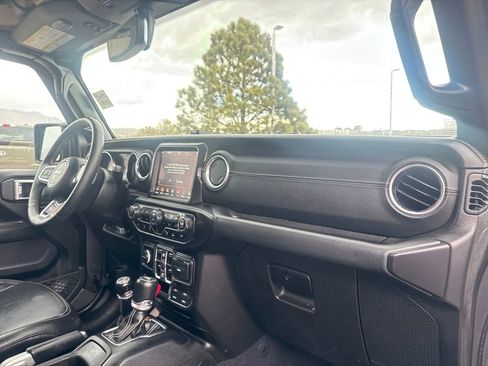 Used 2022 Jeep Wrangler Unlimited Sahara w/ LED Lighting Group image 30