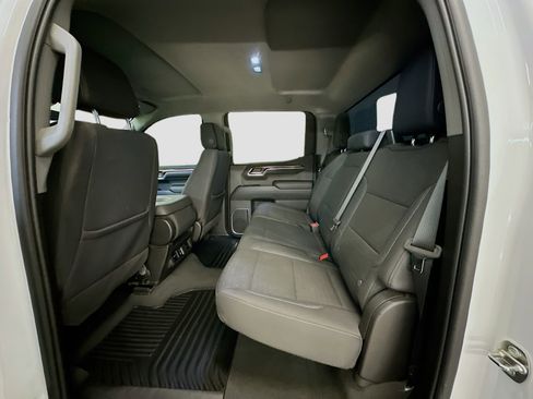 Used 2024 Chevrolet Silverado 1500 LT image 29