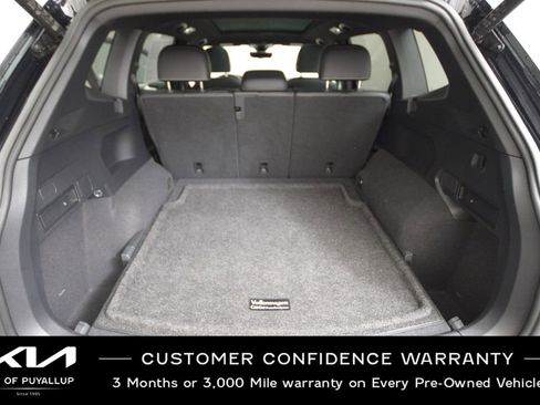 Used 2022 Volkswagen Tiguan SE R-Line image 19