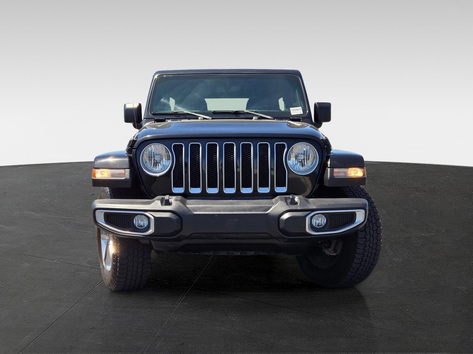 Used 2023 Jeep Wrangler Unlimited Sahara w/ Cold Weather Group AWD/4WD image 3