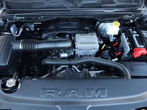 Used 2022 RAM 1500 Limited image 28