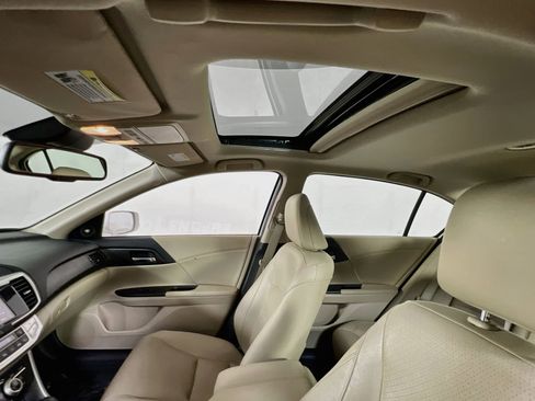 Used 2015 Honda Accord EX-L image 22