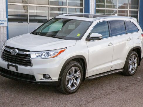 Used 2015 Toyota Highlander Limited Platinum image 9