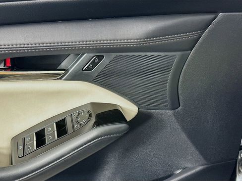 Certified 2022 MAZDA MAZDA3 s image 26