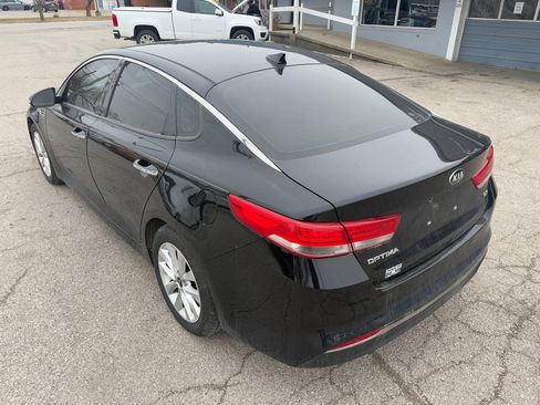 Used 2017 Kia Optima EX image 6