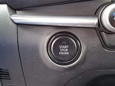 Used 2024 MAZDA MAZDA3 s image 24