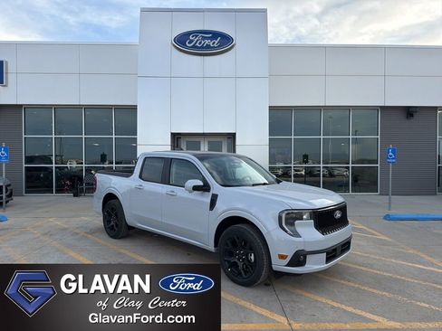 New 2026 Ford Maverick Lobo AWD/4WD image 1