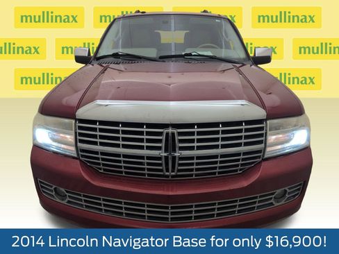 Used 2014 Lincoln Navigator 2WD image 14