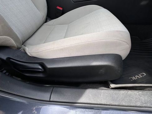 Used 2023 Honda Civic EX image 12