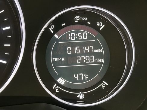 Used 2022 Honda HR-V LX image 16