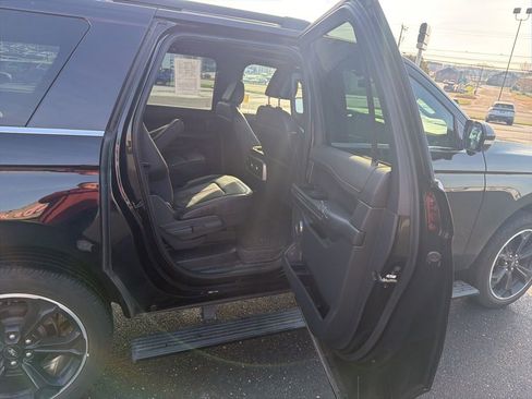 Used 2023 Ford Expedition Max Limited image 20