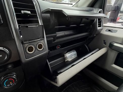 Used 2017 Ford F250 XLT w/ XLT Value Package image 38