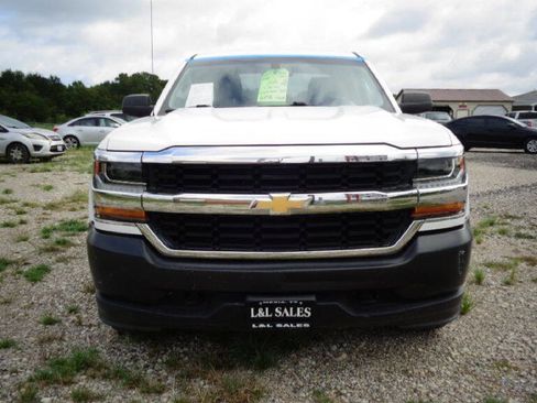 Used 2018 Chevrolet Silverado 1500 W/T w/ WT Convenience Package AWD/4WD image 2