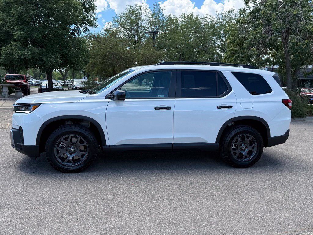 Certified 2026 Honda Pilot TrailSport image 9