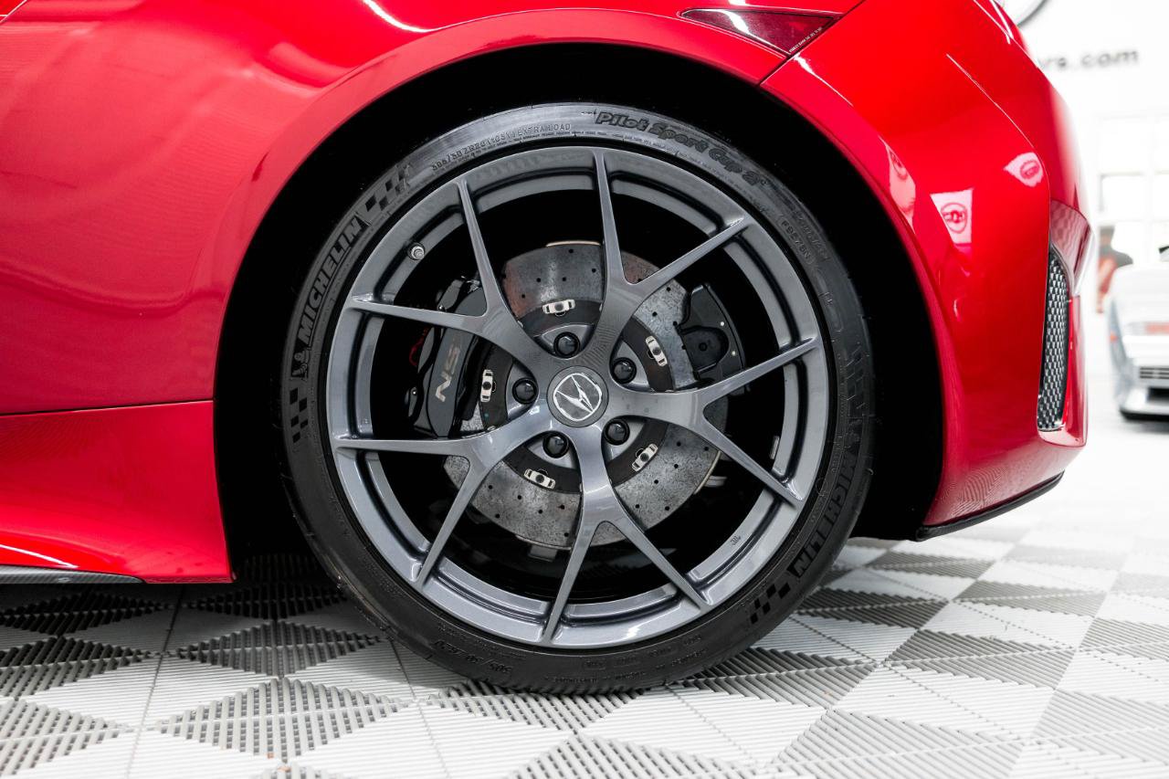 Used 2017 Acura NSX AWD/4WD image 39