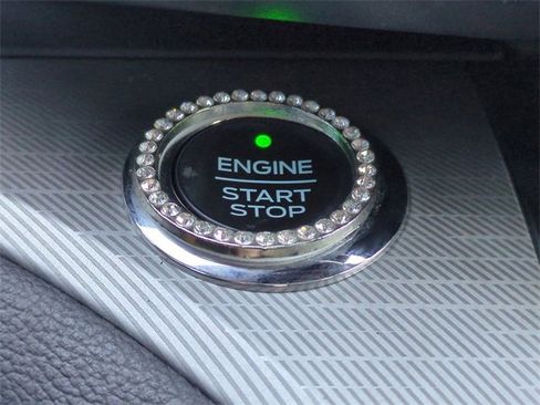 Certified 2020 Ford Explorer XLT w/ Equipment Group 202A image 26