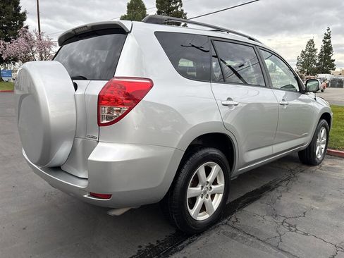 Used 2008 Toyota RAV4 Limited AWD/4WD image 13
