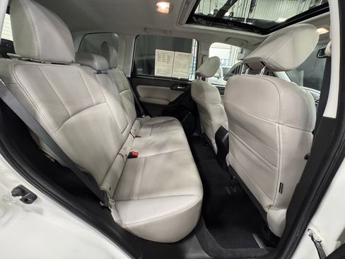 Used 2014 Subaru Forester 2.5i Touring image 31