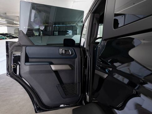 Used 2022 Ford Bronco Outer Banks w/ Sasquatch Package image 31