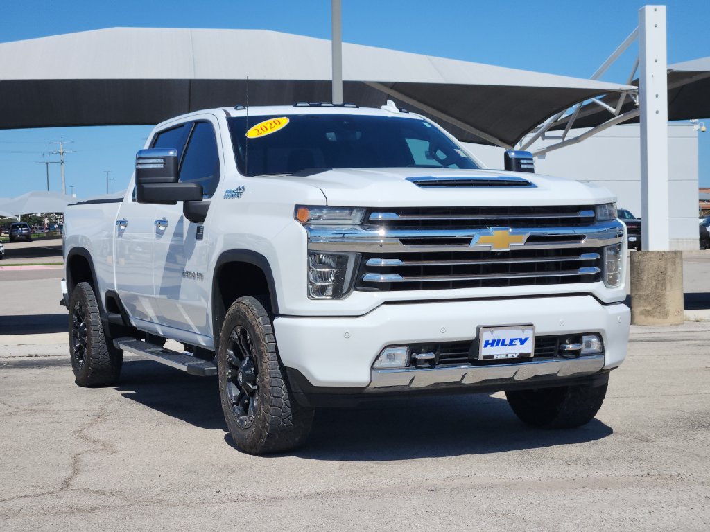 Used 2020 Chevrolet Silverado 2500 High Country w/ Technology Package AWD/4WD image 3
