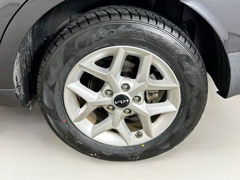 Used 2024 Kia Soul LX w/ Option Group 015 image 11