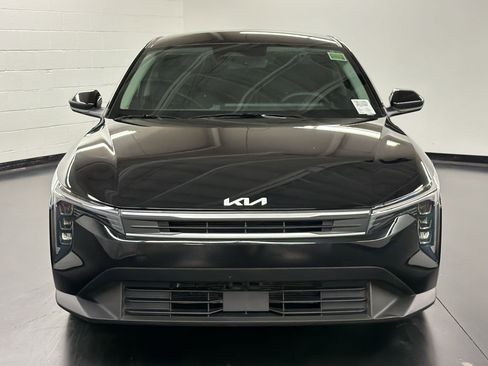 Used 2025 Kia K4 LXS image 6