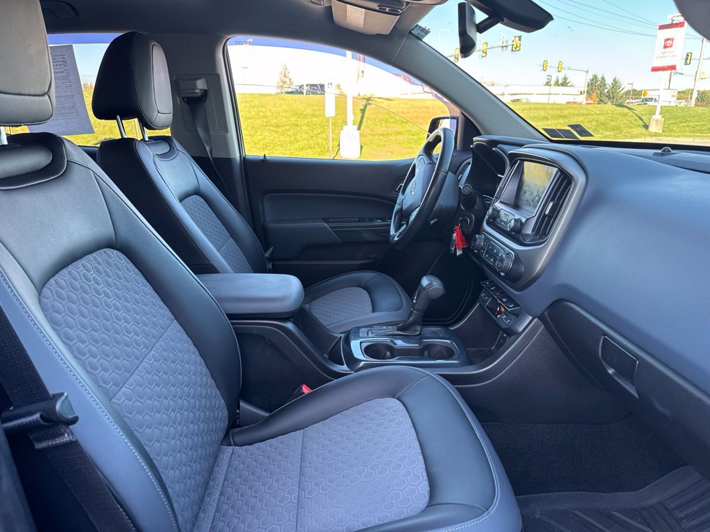 Used 2016 Chevrolet Colorado Z71 AWD/4WD image 7