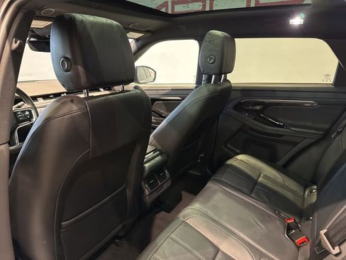 Used 2021 Land Rover Range Rover Evoque S image 24