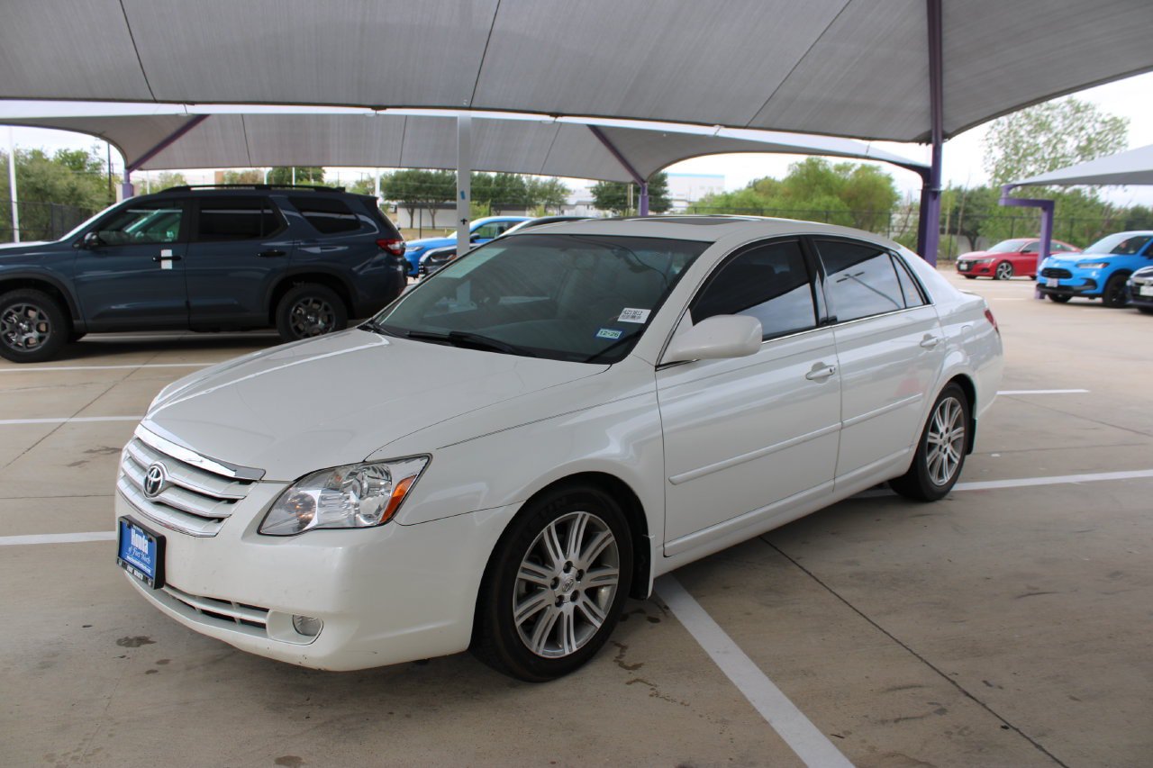 Used 2007 Toyota Avalon XL FWD image 1