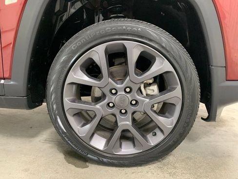 Used 2021 Jeep Compass Latitude AWD/4WD image 12
