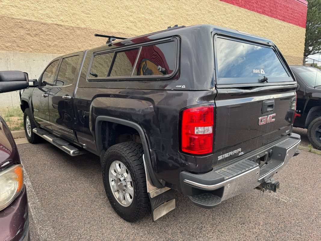 Used 2015 GMC Sierra 2500 SLT w/ Duramax Plus Package AWD/4WD image 5