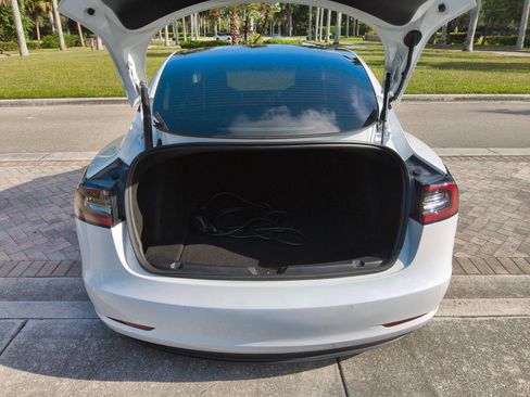 Used 2022 Tesla Model 3 RWD image 44