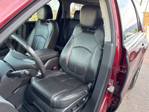 Used 2016 GMC Acadia SLT AWD/4WD image 9