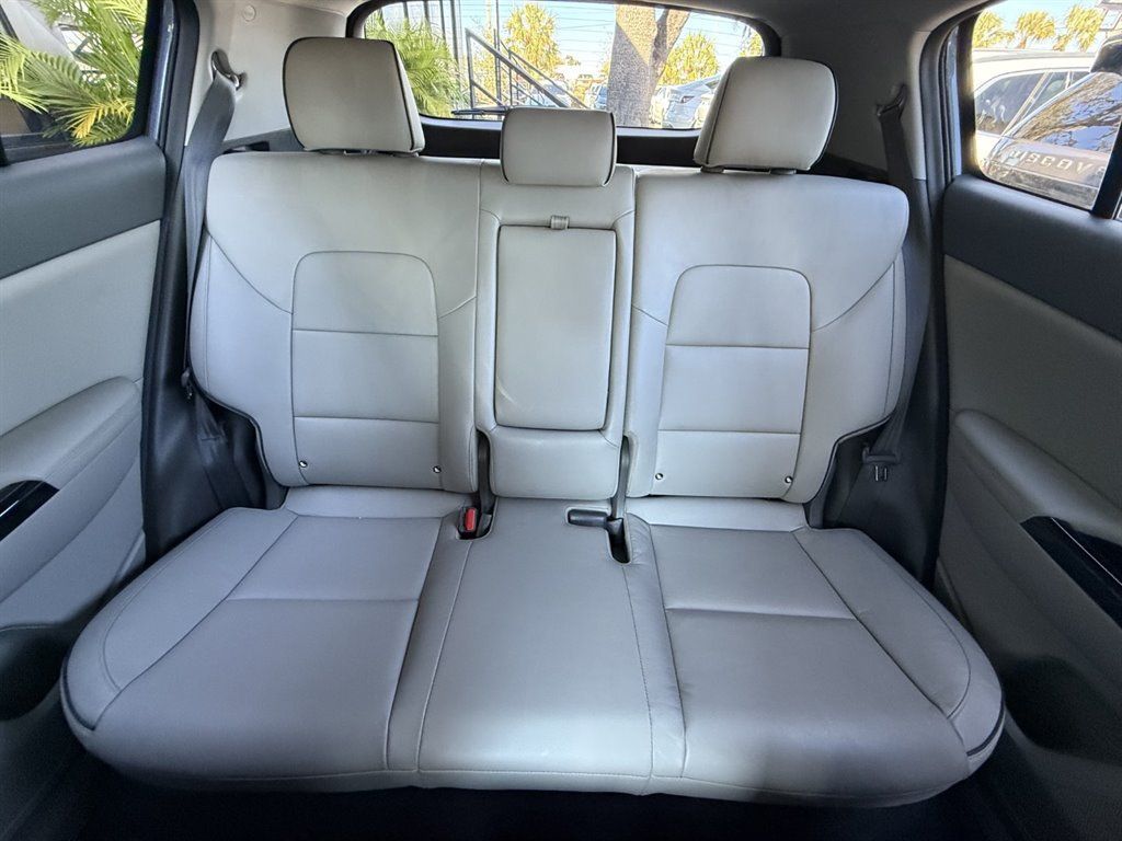 Used 2019 Kia Sportage EX FWD image 17