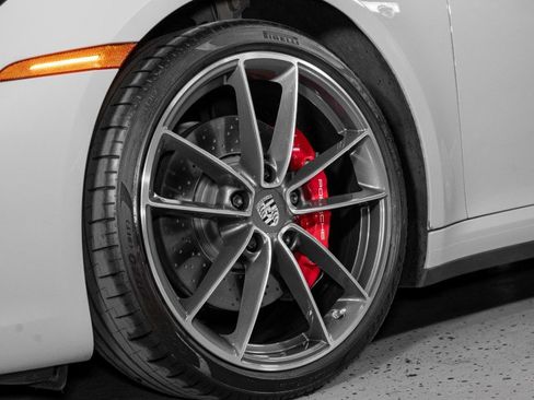 Used 2023 Porsche 911 Carrera 4S image 15