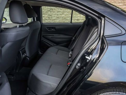 Certified 2025 Toyota Corolla LE FWD image 22