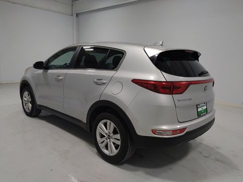 Used 2019 Kia Sportage LX image 5