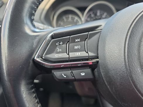 Used 2018 MAZDA CX-5 Touring w/ Preferred Equipment Package FWD image 19