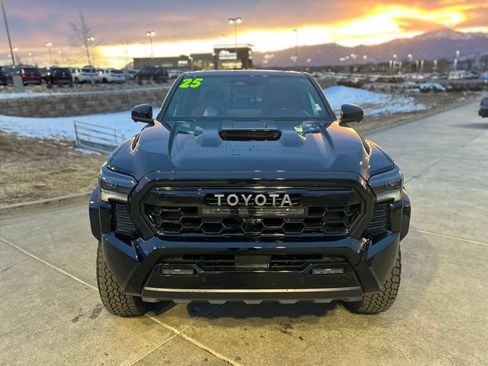 Used 2025 Toyota Tacoma TRD Pro image 2