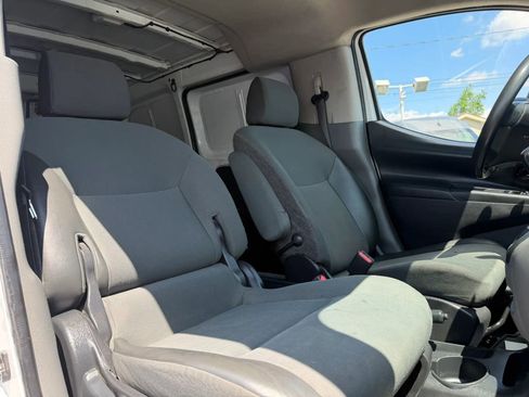Used 2020 Nissan NV200 SV image 15