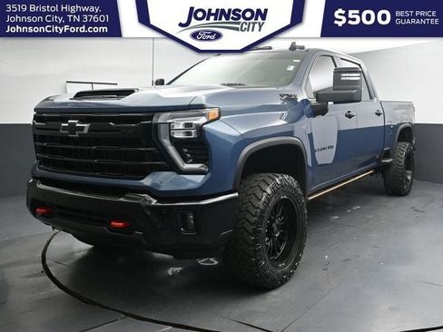 Used 2026 Chevrolet Silverado 2500 LT w/ Trail Boss Package AWD/4WD image 5