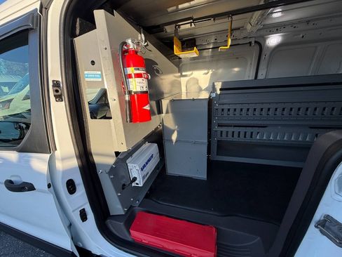 Used 2020 Ford Transit Connect XL FWD image 33