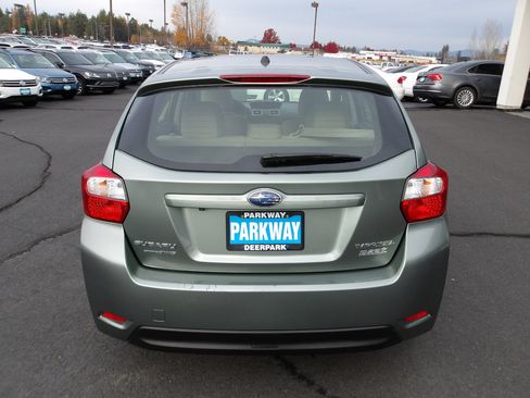 Used 2015 Subaru Impreza 2.0i image 4